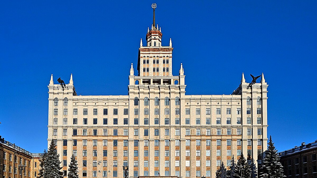 Модель угроз для образовательной организации в Кирове: школы, колледжи, вузы